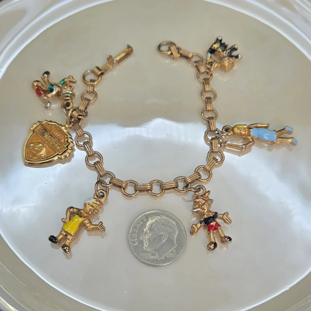 Walt Disney Production Vintage Pinocchio Charm Bracelet